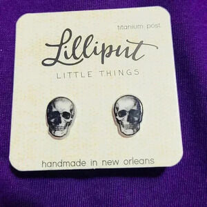 Skull Stud Earrings